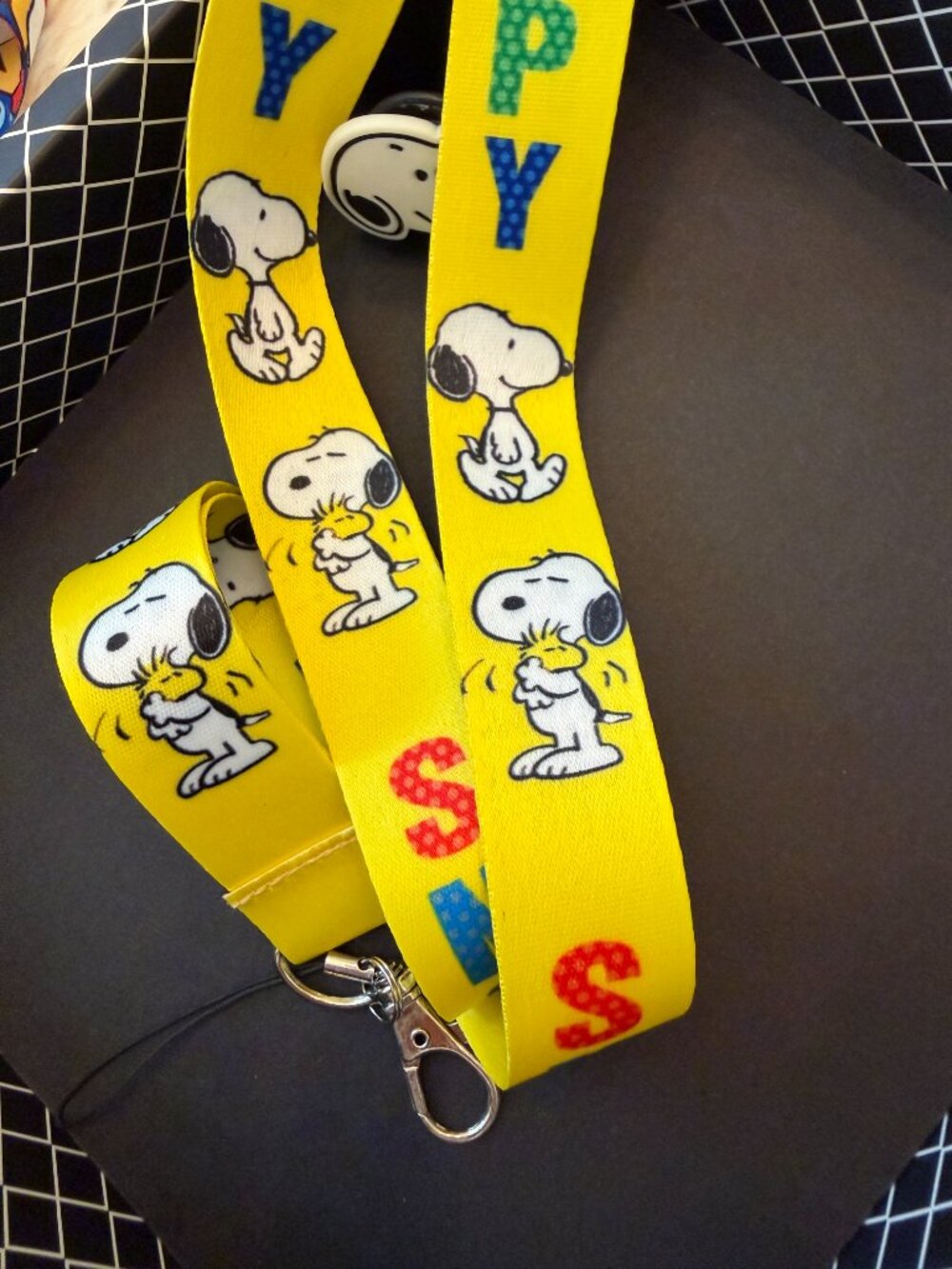 2-Piece Phone Holder ID badges Lanyard –Yellow and Blue Snoopy Lanyard - Picture 8 of 8